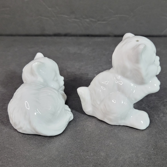 Vintage White Persian Kitty Cat Ceramic Salt & Pepper Shakers Set ✨️ Excellent ✨ - Picture 6 of 9